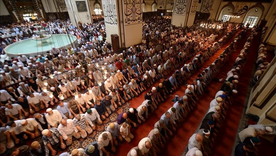 Ekim'in 17'sinde Cuma Namazı Saatleri: Hangi İl Ne Zaman?