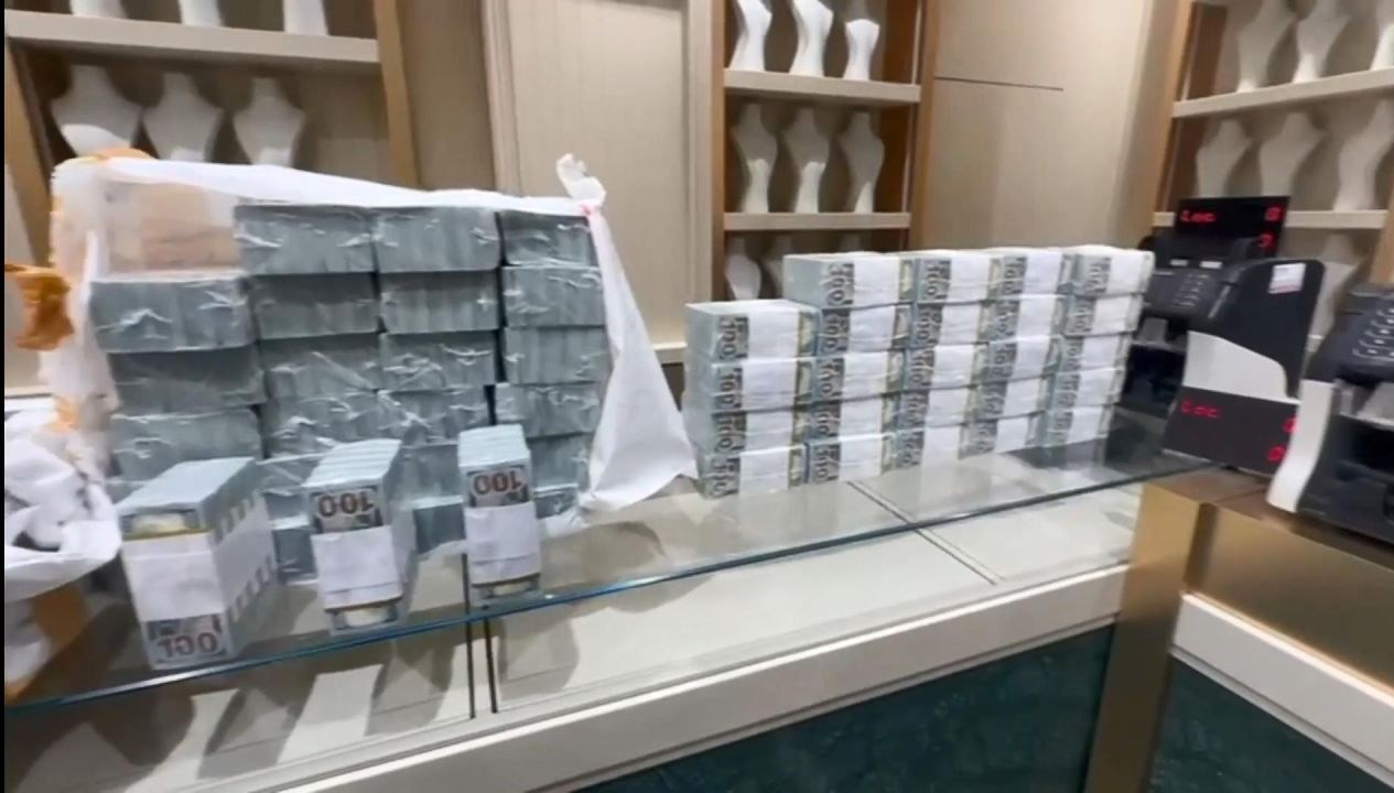 Laleli'de Gözaltı Fırtınası: 33 Şüpheli Arkadaşlıklarından Ayıklandı!