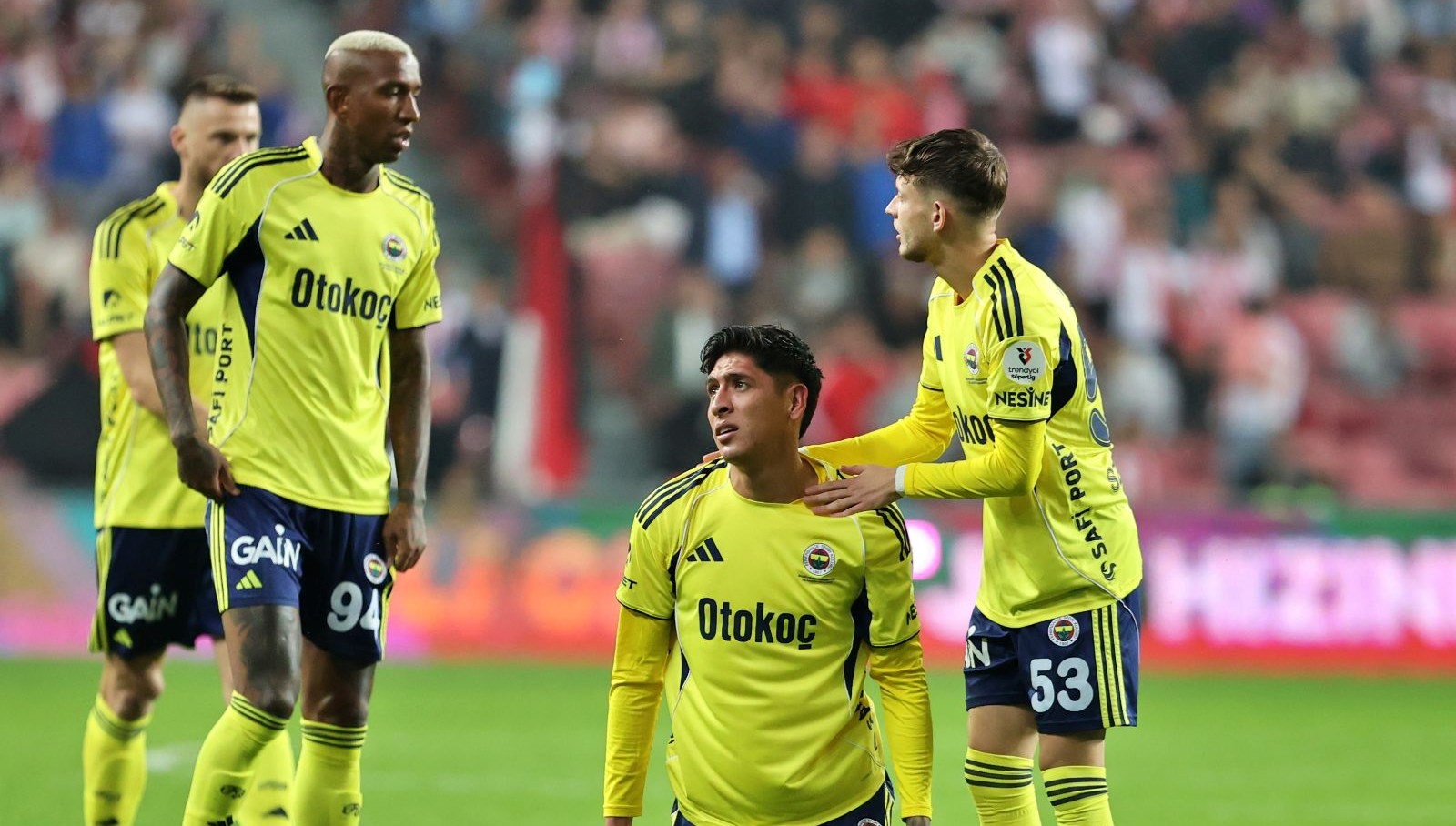 Fenerbahçe-Fatih Karagümrük Karşılaşması: Tarih, Saat ve Yayın Bilgileri Belirlendi!