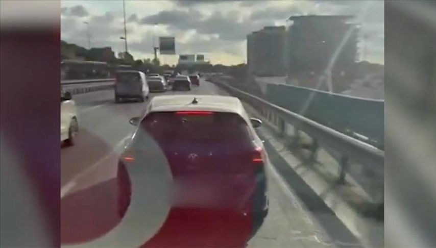 İstanbul'da Ambulansa Yol Vermeyen Sürücüye Ceza Yağdı!