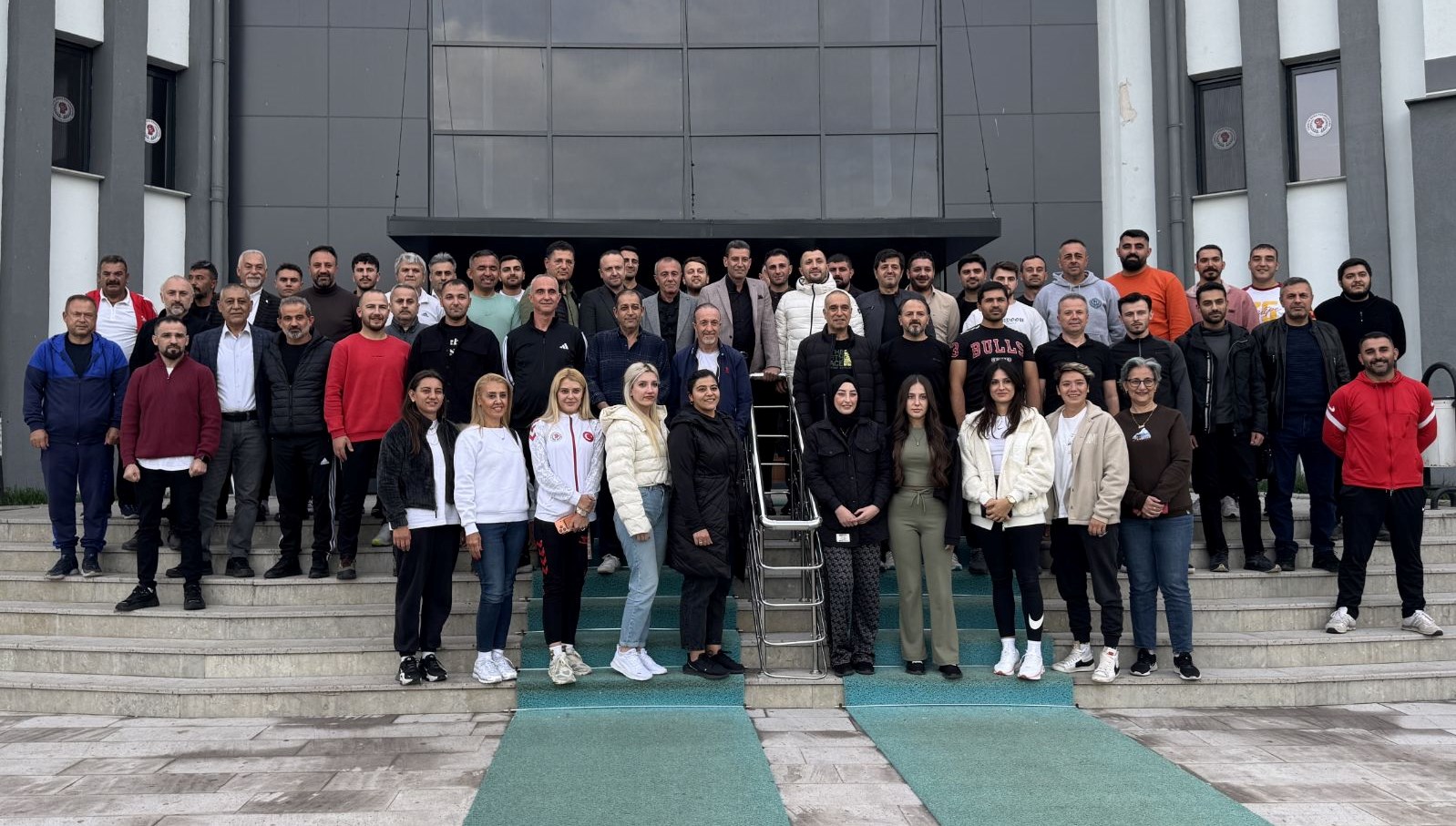 Hekimoğlu, Hakem Gelişim Semineri'nde Kendini Geliştiriyor!
