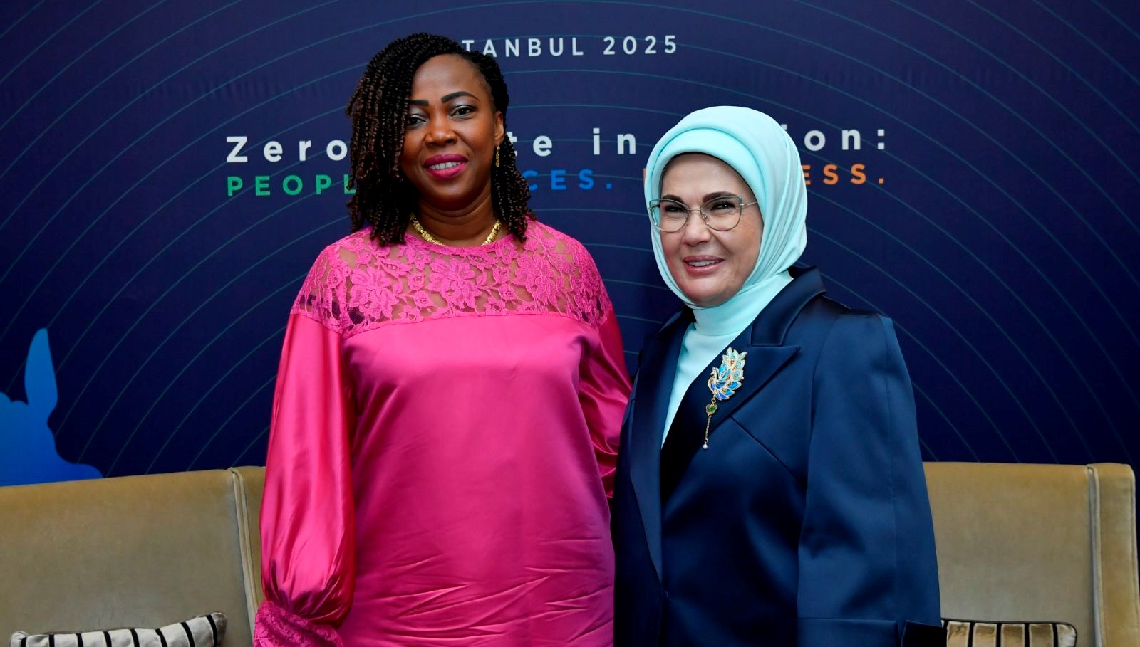 Emine Erdoğan, Sierra Leone First Lady'si Fatima Maada Bio ile Buluştu