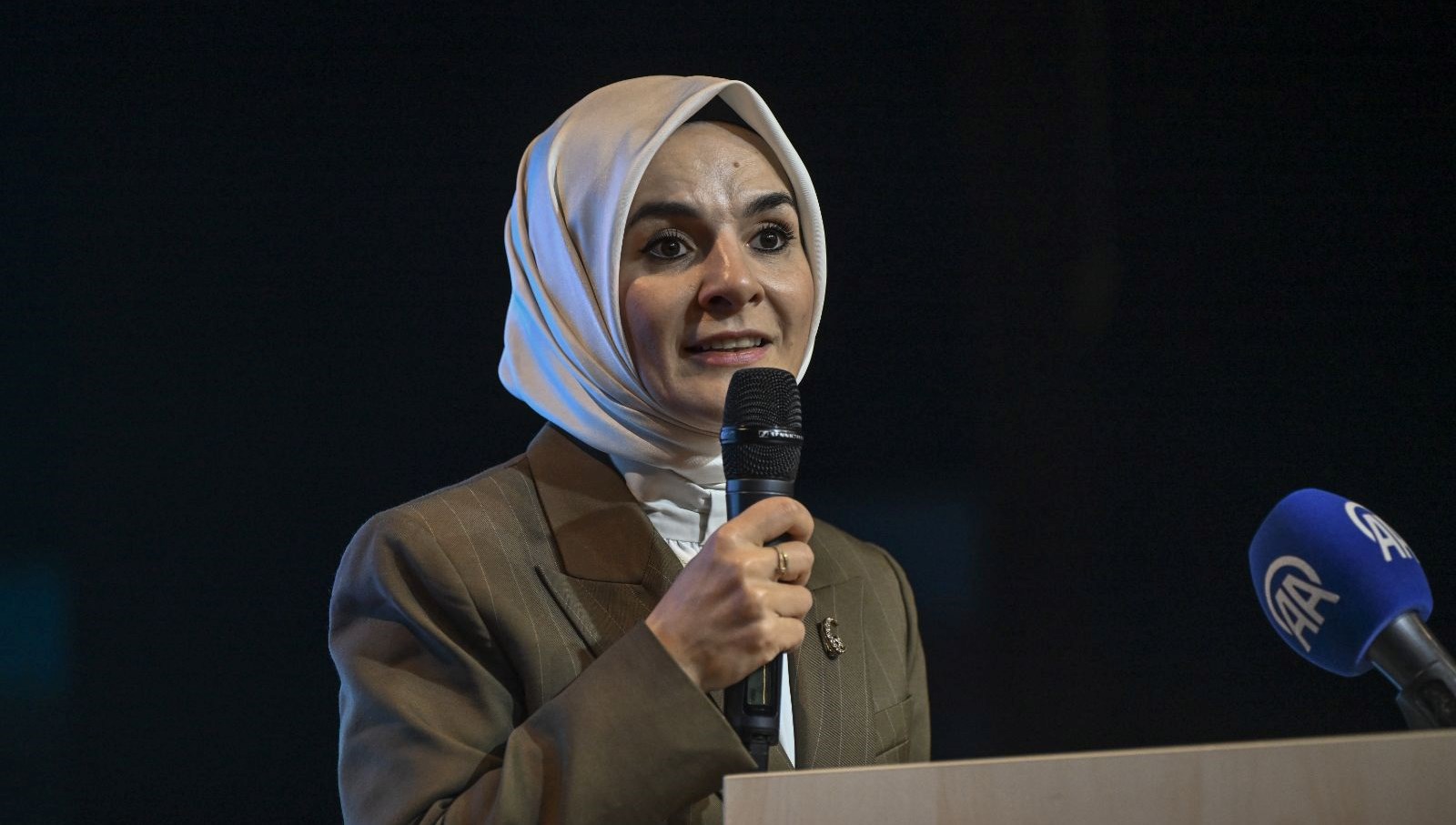 Bakan Göktaş'tan Müjde: Doğum Yardımı Ödemeleri 30 Ekim'de Hesaplarda!