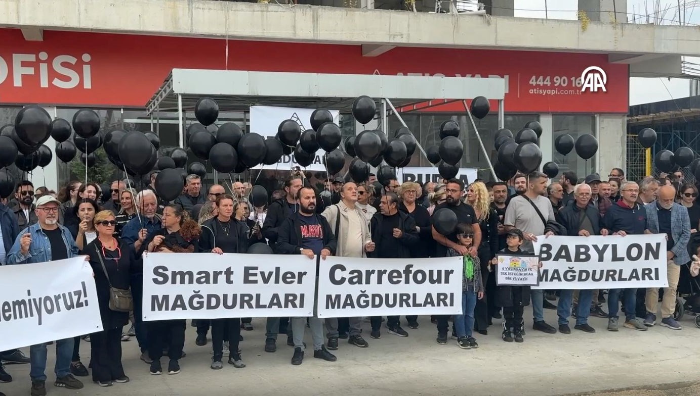 Bursa'da İnşaat Mağdurları Sözlerini Yükseltti: