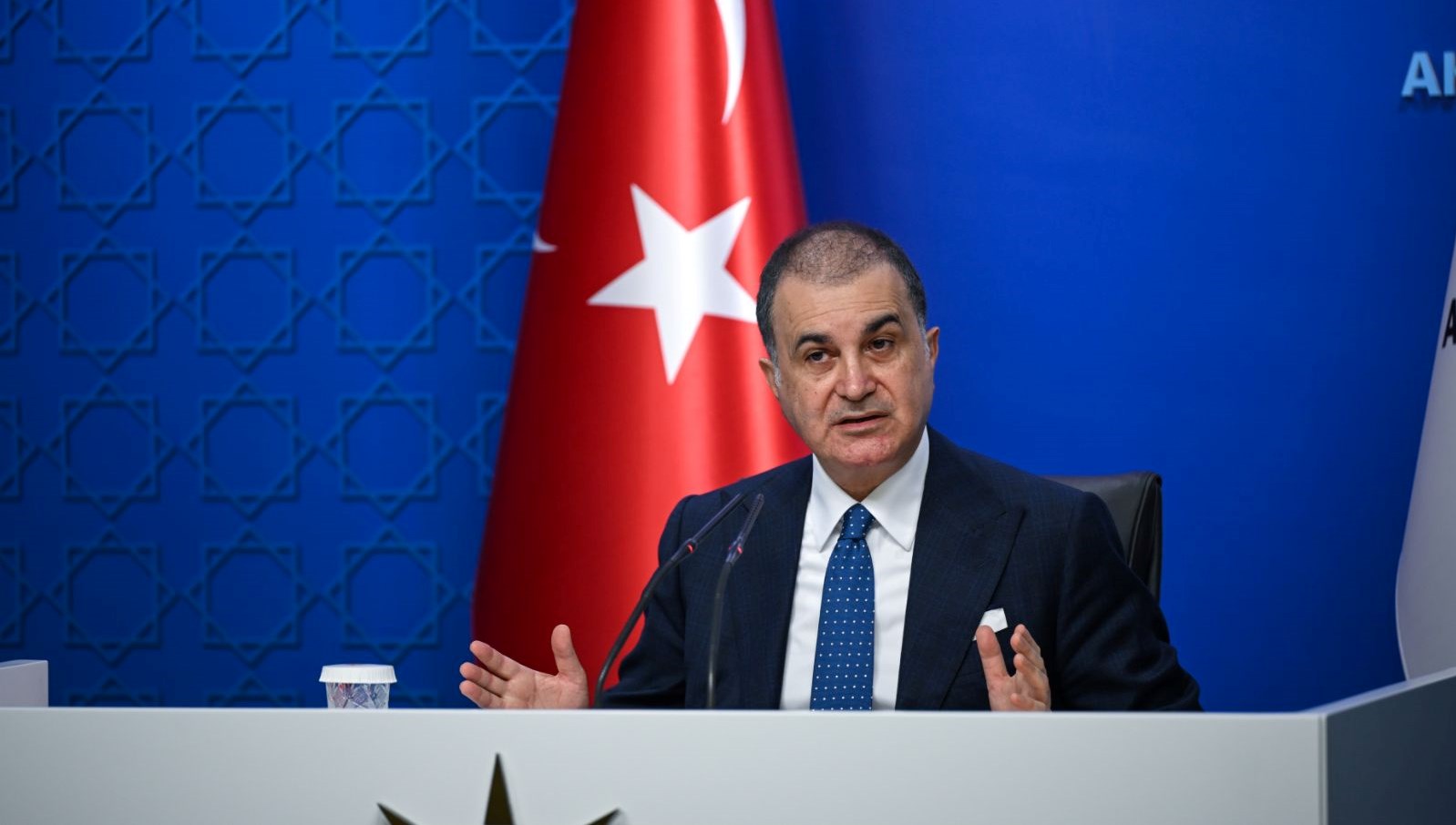 Ömer Çelik'ten Güvenli Türkiye Vurgusu: İftira ve Suçlamalara Tepki Gösterdi