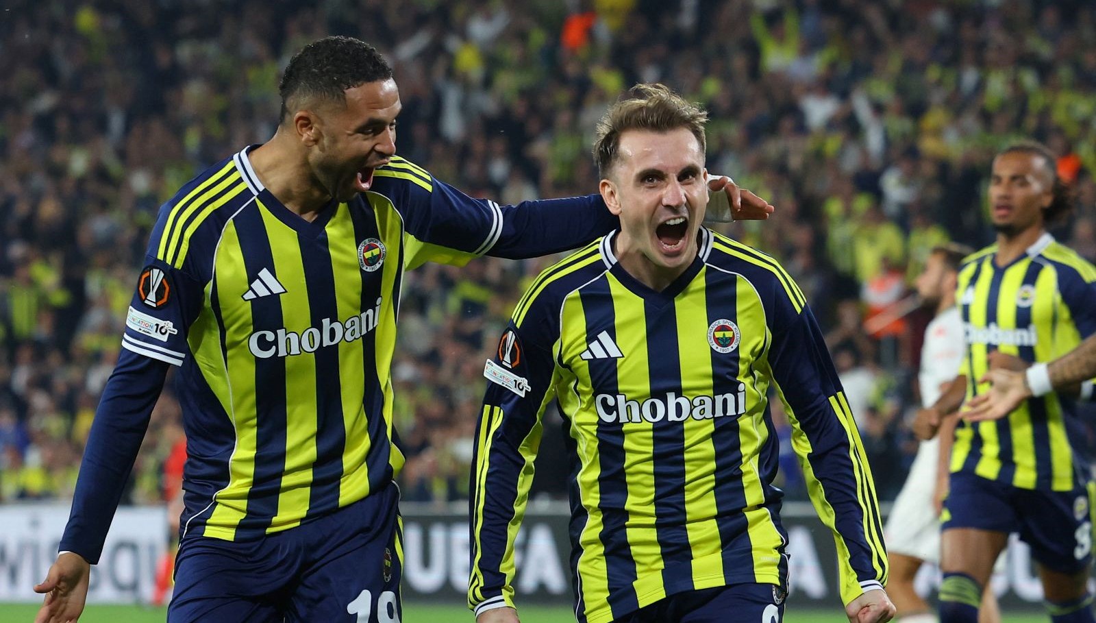 Fenerbahçe-Karagümrük Karşılaşmasında İlk 11'de Beklenmedik İsimler!