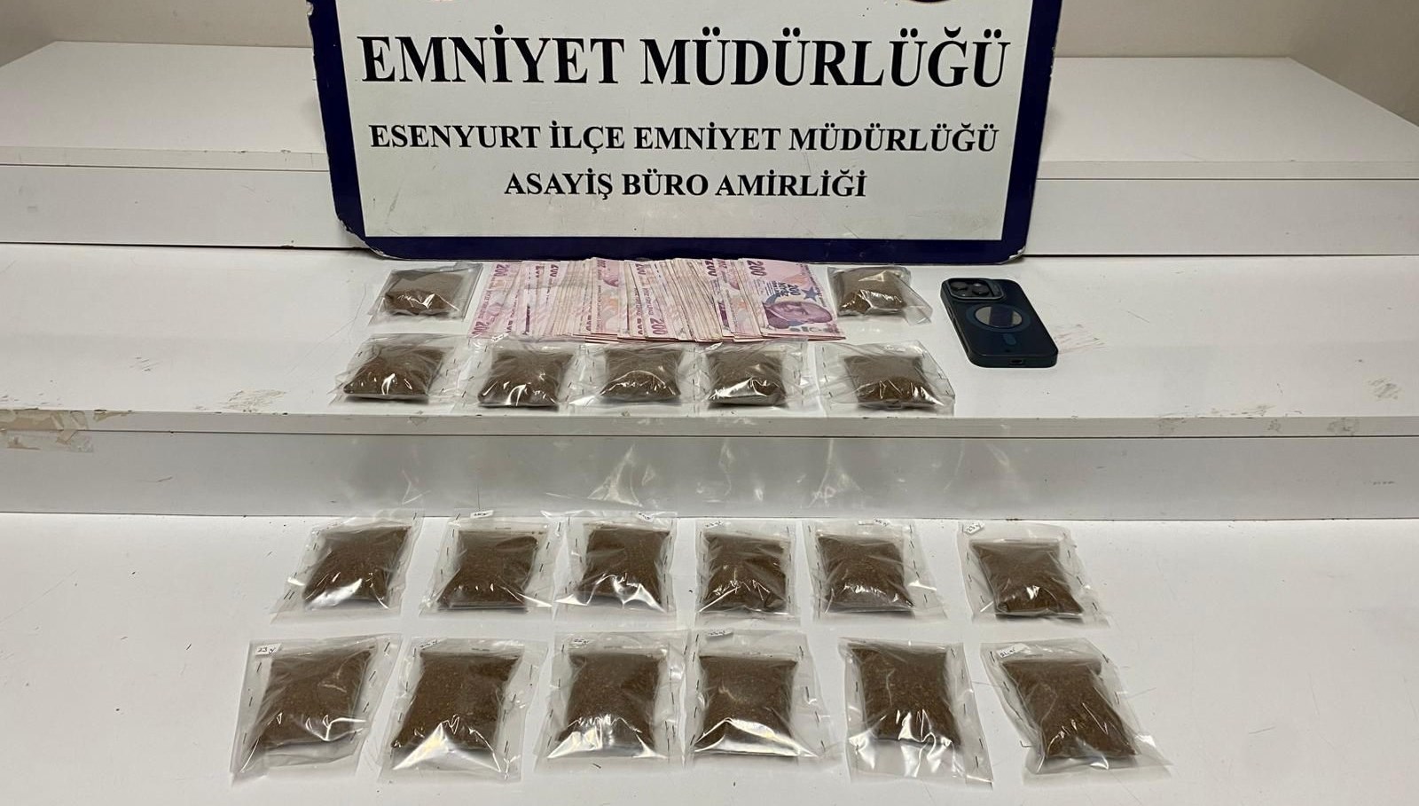 Esenyurt’ta Uyuşturucu Çetelerine Büyük Baskın!