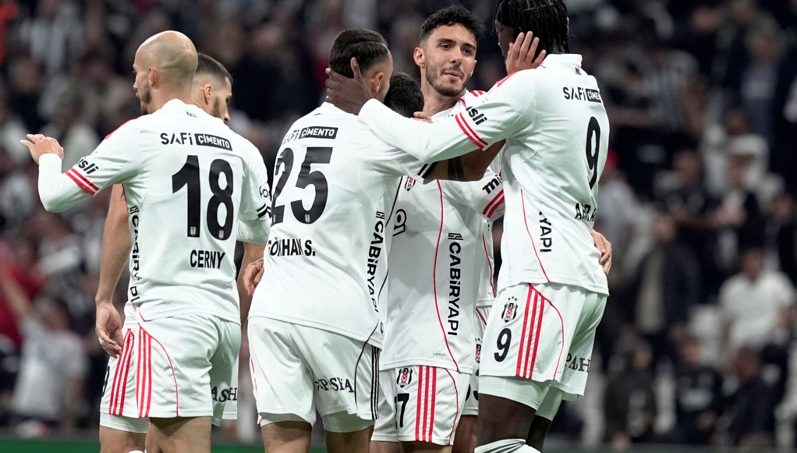 Beşiktaş, Konyaspor karşılaşması için kadrosunu belirledi!