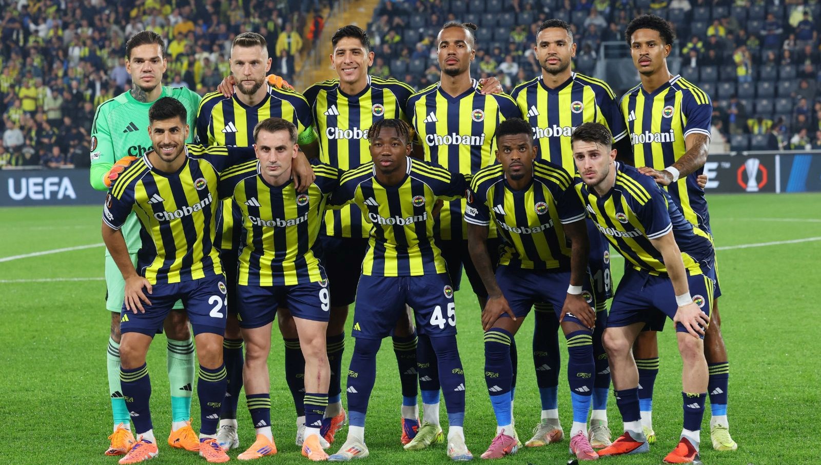 Fenerbahçe'ye Yüzde 24,1 ile Şampiyonluk Müjdesi: UEFA Avrupa Ligi'nde Çarpıcı Kehanet!