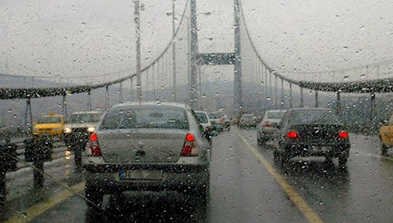İstanbul'da Eğitime Yağmur Sürprizi!