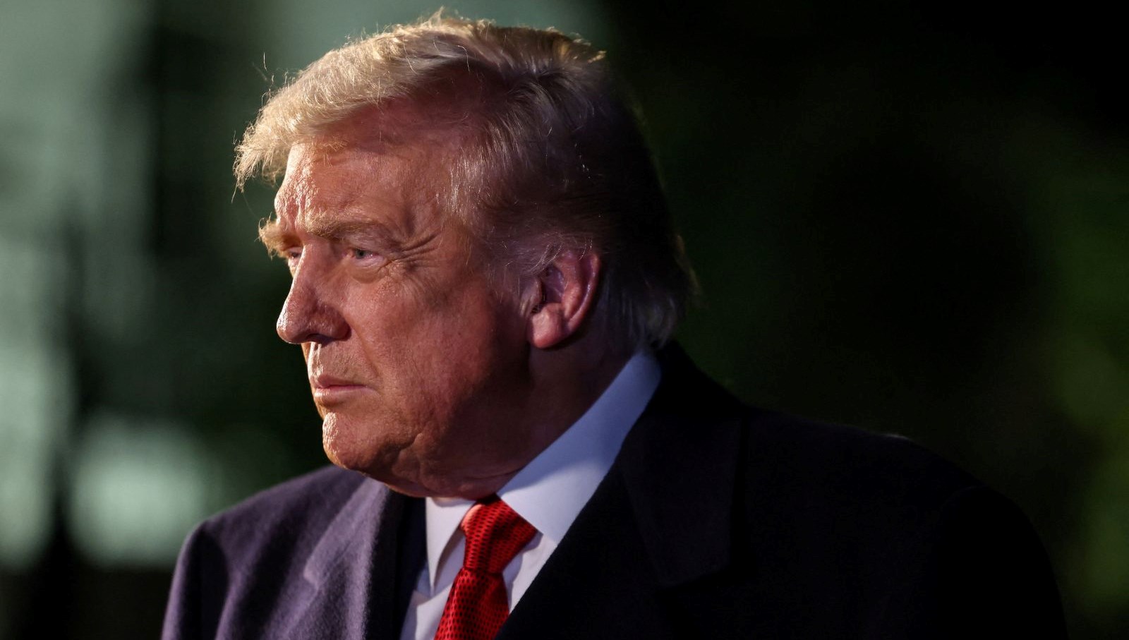 Trump'ın Asya Turu Resmen Başladı!