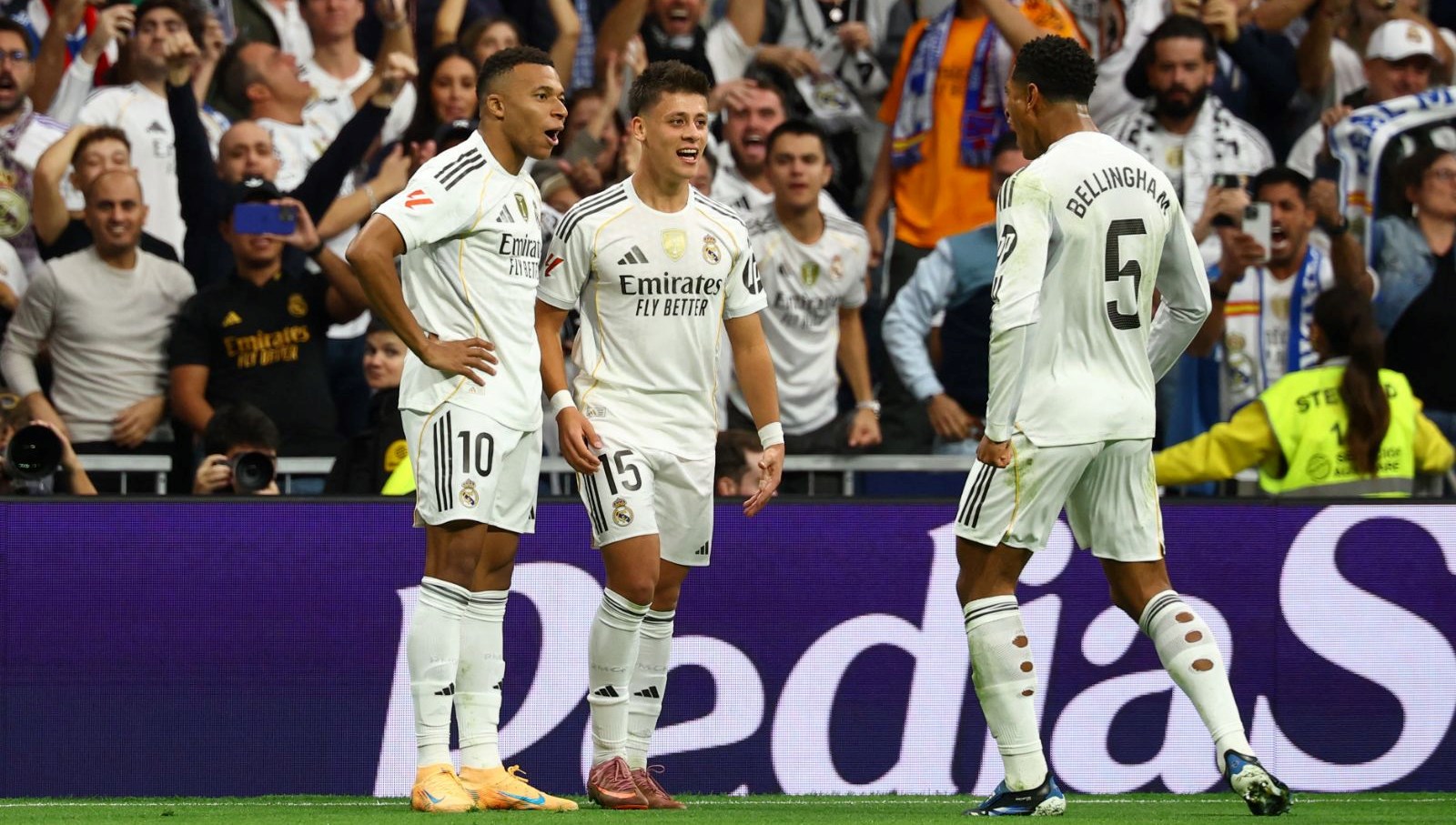 Arda Güler’in Dahi Performansı: VAR Engeline Rağmen Nefes Kesen El Clasico'da Real Madrid, Barcelona'yı Yendi!