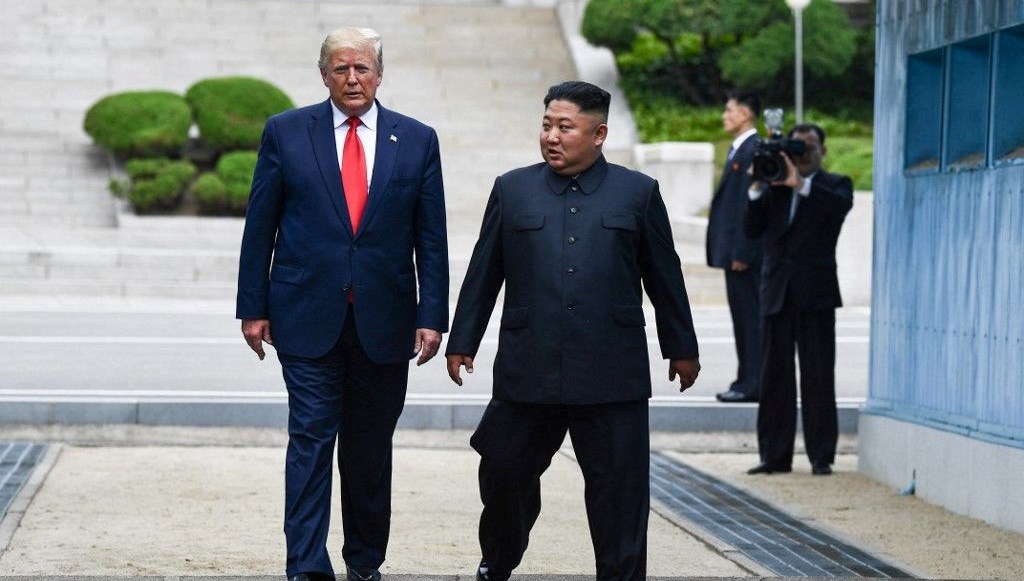 Trump ve Kim Jong-un'dan Beklenmedik Bir Diyalog Gelişmesi!