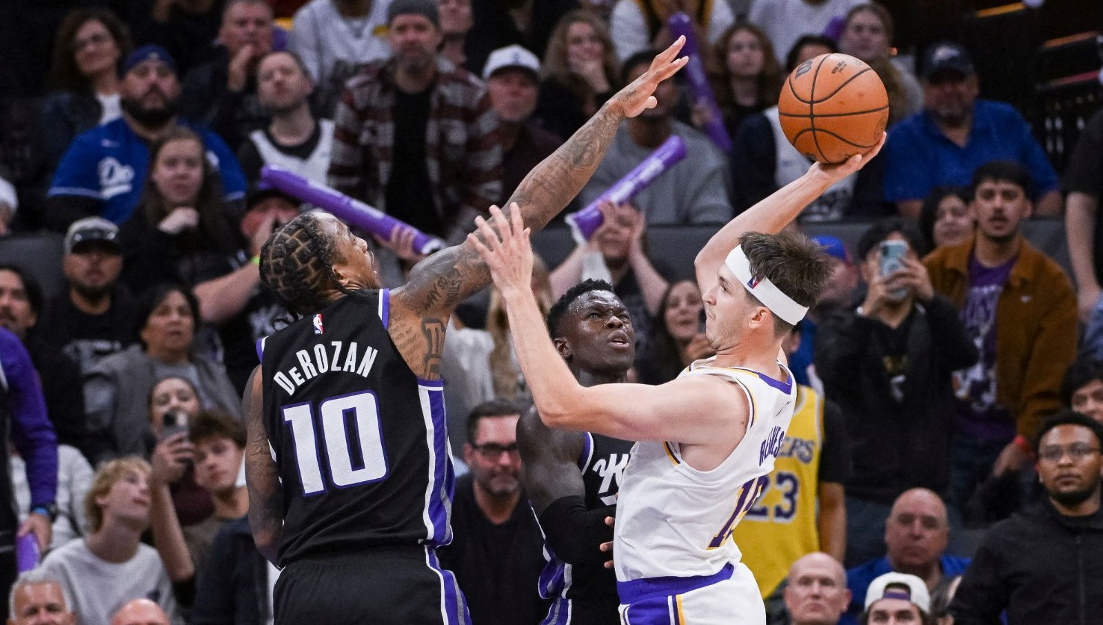 Austin Reaves Parladı: Lakers Tarihinde Önemli Bir Zafer Elde Etti!