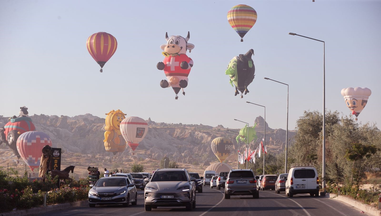 Kapadokya'da Balon Turlarına Rüzgar Darbesi!