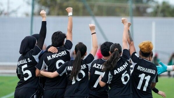 Afgan Kadınlar Futbola Yeniden Adım Attı!