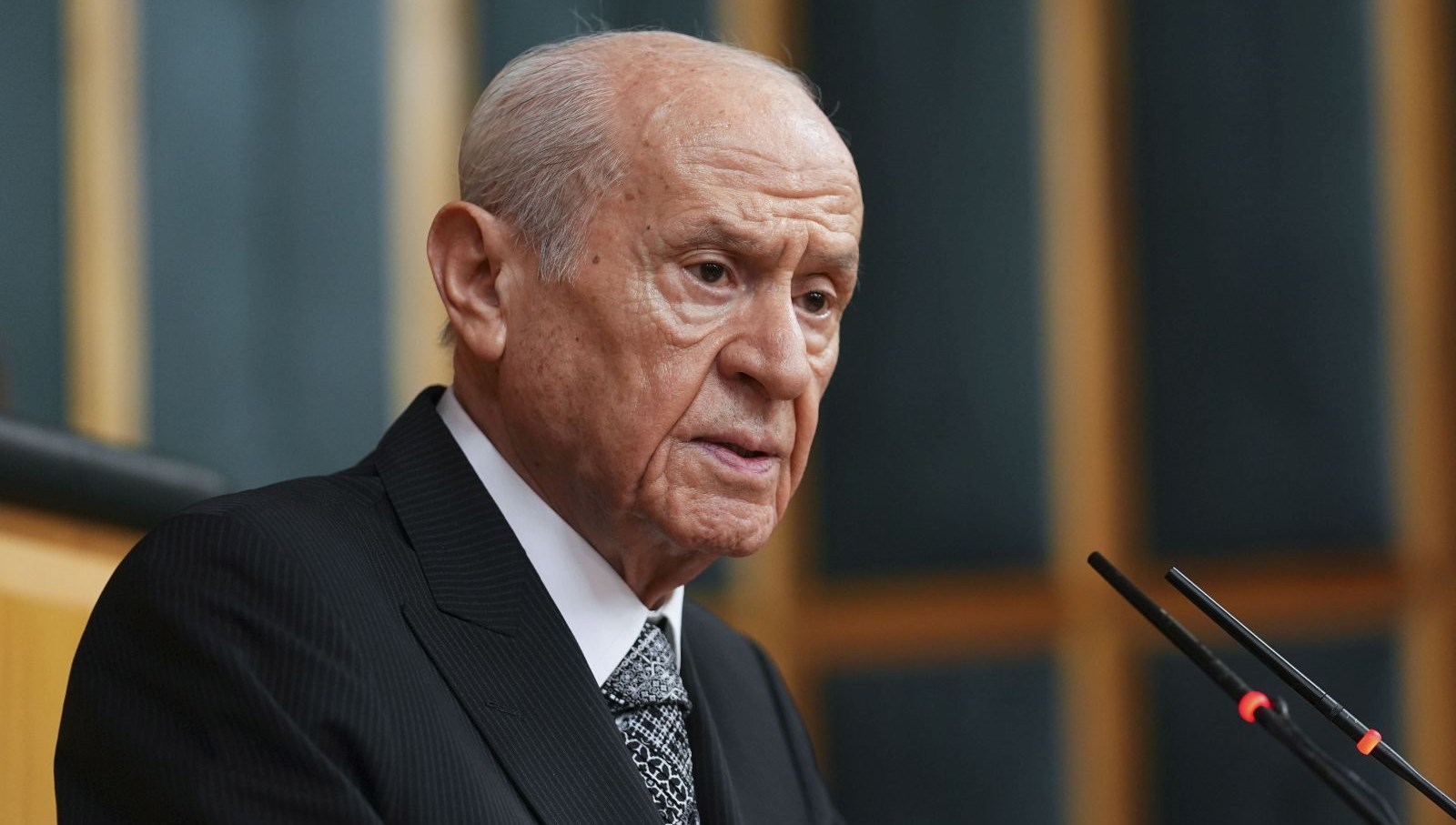 Bahçeli'den Cumhuriyet Bayramı'na Özel Kutlama Mesajı