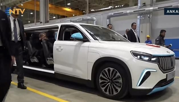 Türkiye'nin İki Yüzü: Özel Üretim Togg'un İlk Görüntüleri Ortaya Çıktı!