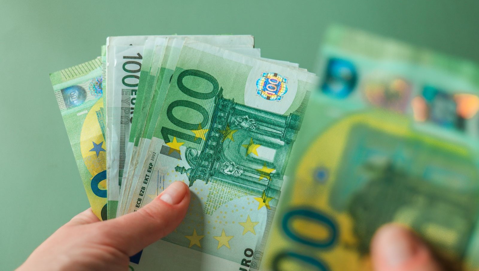 Almanya'da Asgari Ücret Artışı: Saat Ücreti 14,60 Euro Olacak!