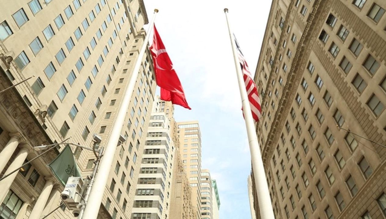 Türk Bayrağı Wall Street'te Dalgalanıyor!