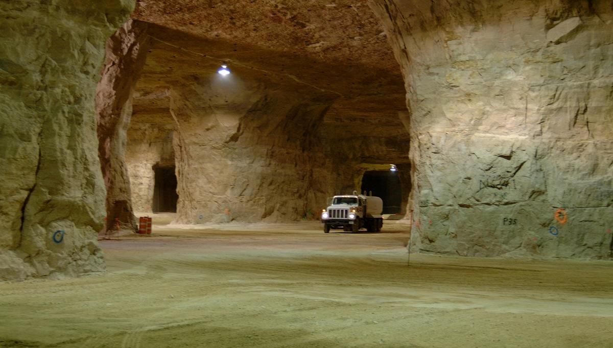 Amerika'nın Gizli Yeraltı Arşivleri: Uygarlığın Yeniden İnşası için Saklı Sığınaklar