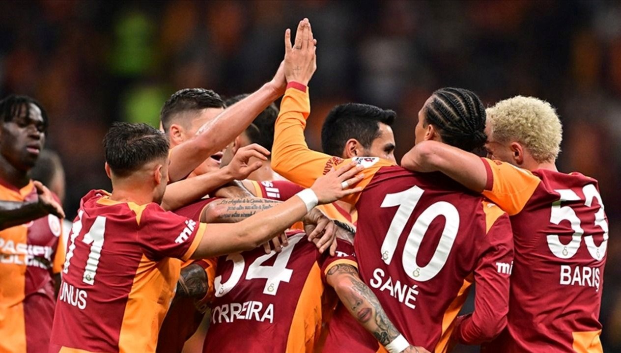 Galatasaray'ın Şampiyonlar Ligi Mücadelesi: Ajax ile Karşılaşma Tarihi Ne?
