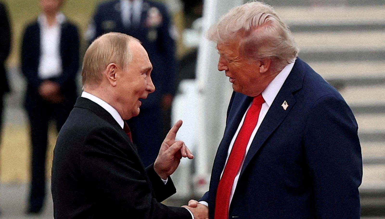 ABD'nin Sabırsızlığı: Trump ile Putin Zirvesini Sonlandıran Telefon Görüşmesi