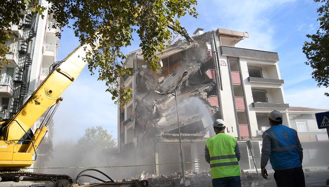 Sındırgı'da Artçı Sarsıntılar Durmaksızın Devam Ediyor!