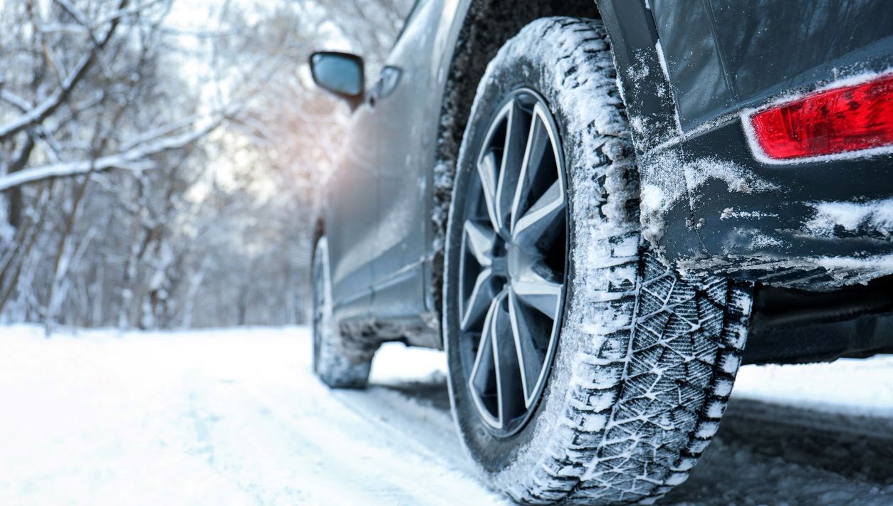 Ticari Araç Sahiplerine Müjde! Kış Lastiği Zorunluluğu Erken Uygulanıyor