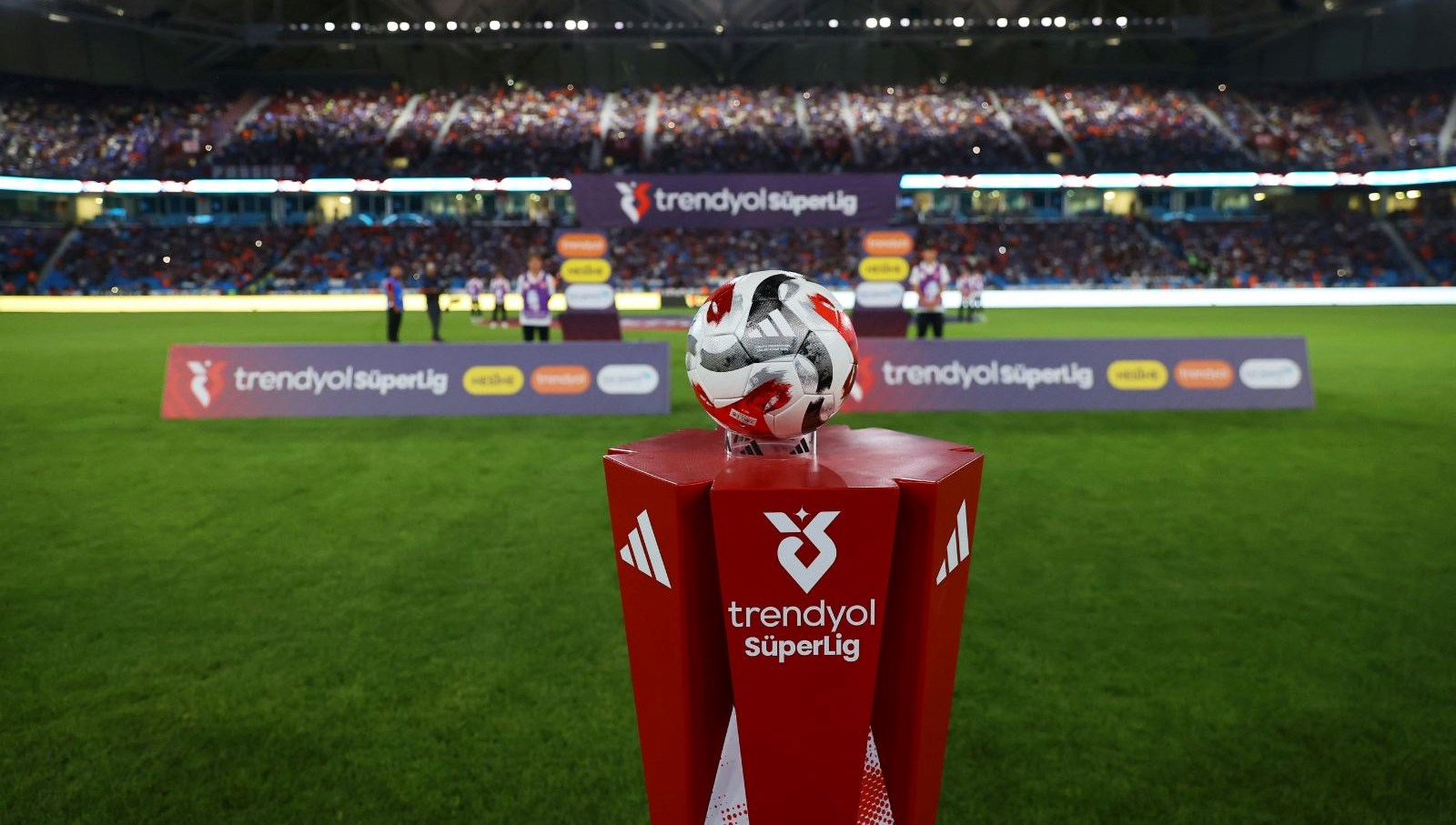 Göztepe ile Gençlerbirliği Ne Zaman ve Hangi Kanalda Karşılaşacak? (Süper Lig)