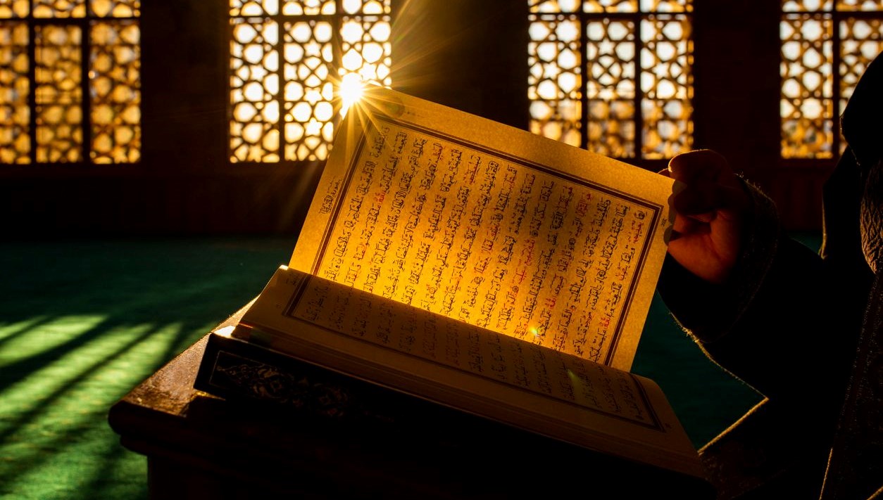 Regaip Kandili ve Üç Ayların Tarihleri: 2025-2026 Diyanet Takvimiyle Öğrenin!