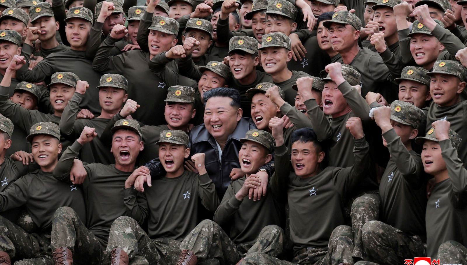 Kim Jong-un'un Savaş Hazırlıkları: Özel Birlikteki Görkemli Ziyareti