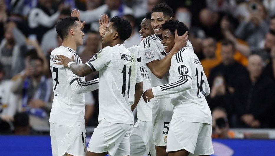 Fenerbahçe ile özdeşleşmişti: Yıldız futbolcu gözyaşlarıyla yeni bir sayfa açtı!